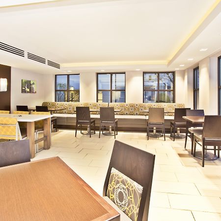 Holiday Inn Express Boston-Waltham By Ihg Dış mekan fotoğraf