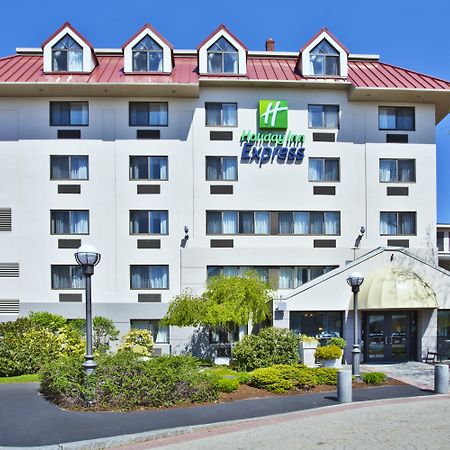 Holiday Inn Express Boston-Waltham By Ihg Dış mekan fotoğraf