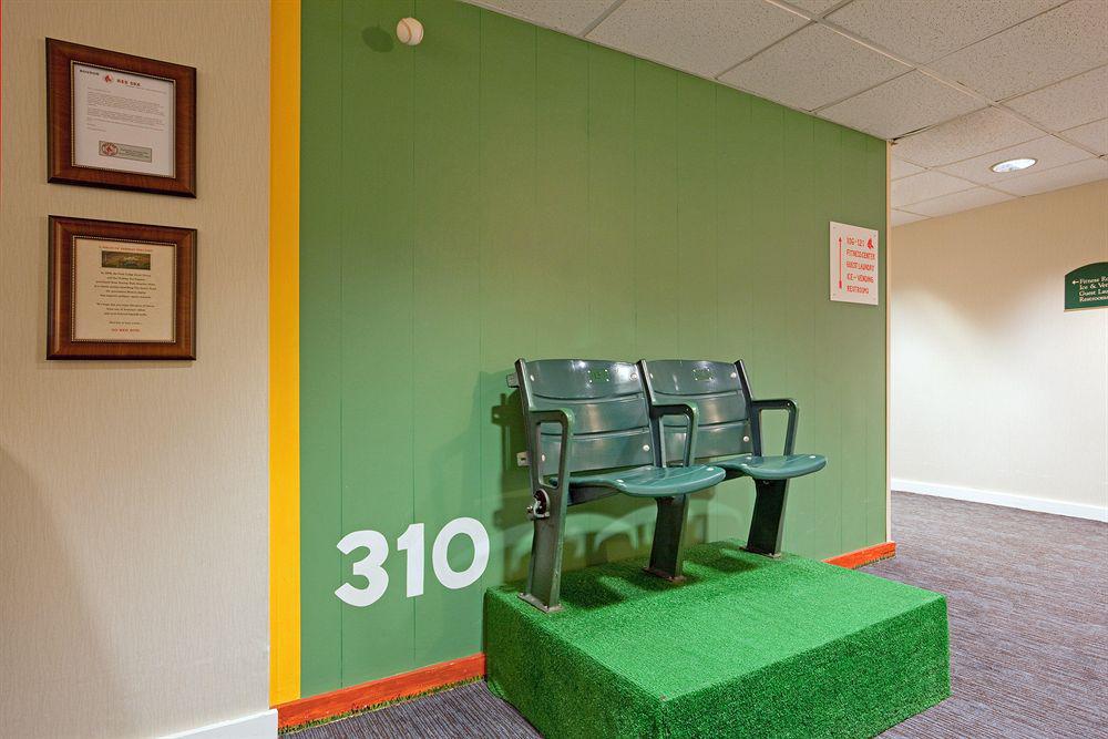 Holiday Inn Express Boston-Waltham By Ihg Konforlar fotoğraf